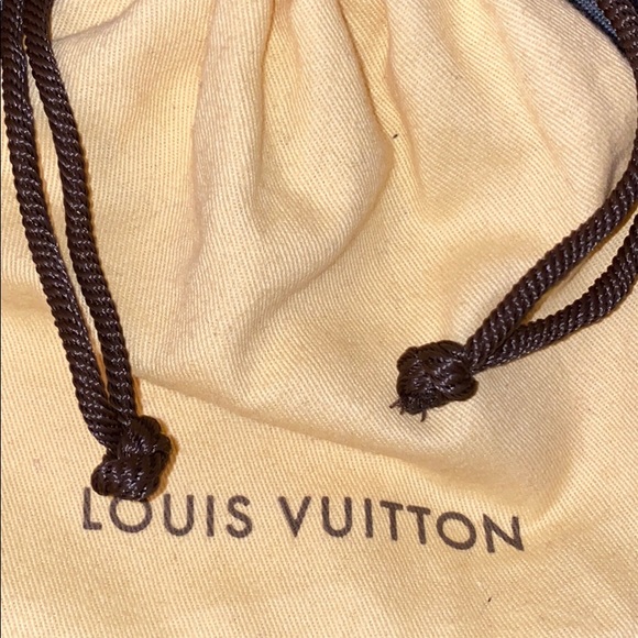 Louis Vuitton belt! Calf hide leather reversible! - Picture 7 of 8